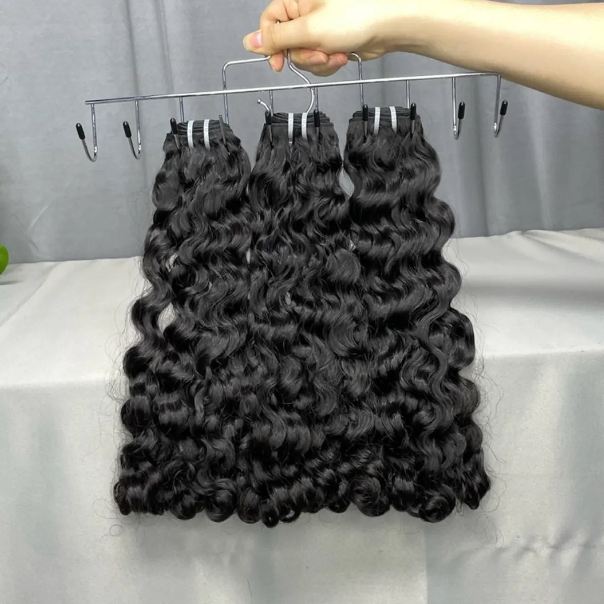 Burmese Raw Weft Super Thicker Drawn #1B - Loose Burmese Curly