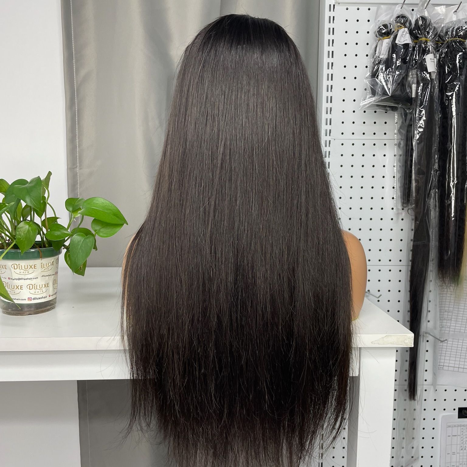 Perruque frontale sur mesure haut de gamme HD #1B 13x6 13x4 (Mise à niveau)