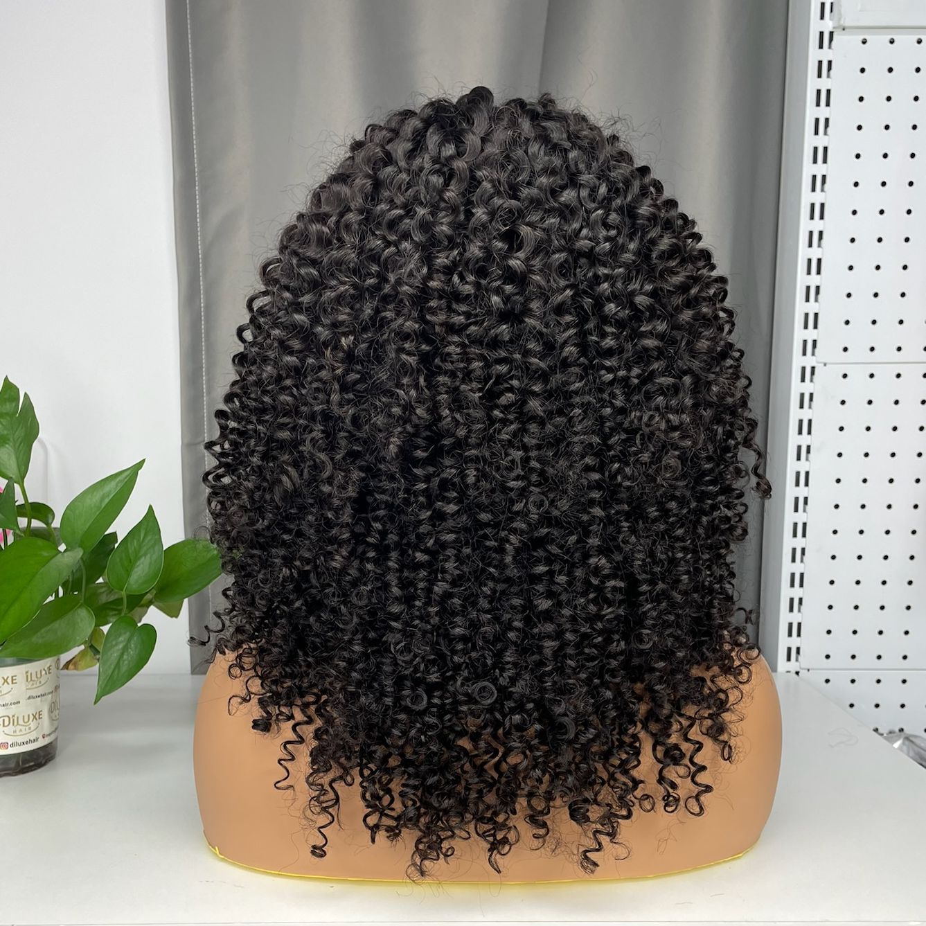 Perruque personnalisée en cheveux bruts birmans HD #1B 4x4 5x5 2x6