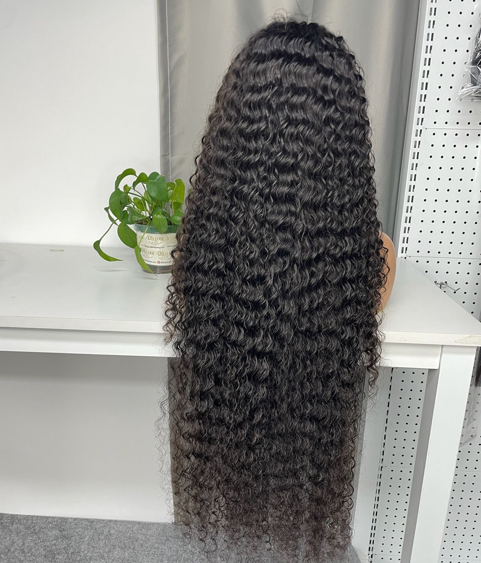Perruque frontale sur mesure HD #1B 13x4 13x6 360 (améliorée)