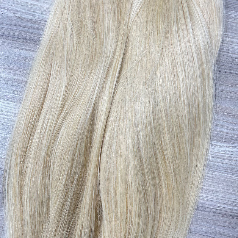 Extensions à clips sans démarcation abordables Cheveux bruts #613 Plus épais 110 g
