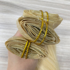Extensions à clips sans démarcation abordables Cheveux bruts #613 Plus épais 110 g